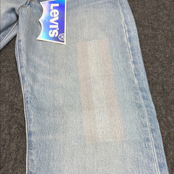 Levi's PRIDE Women's Blue Jeans - Picture 3 of 10